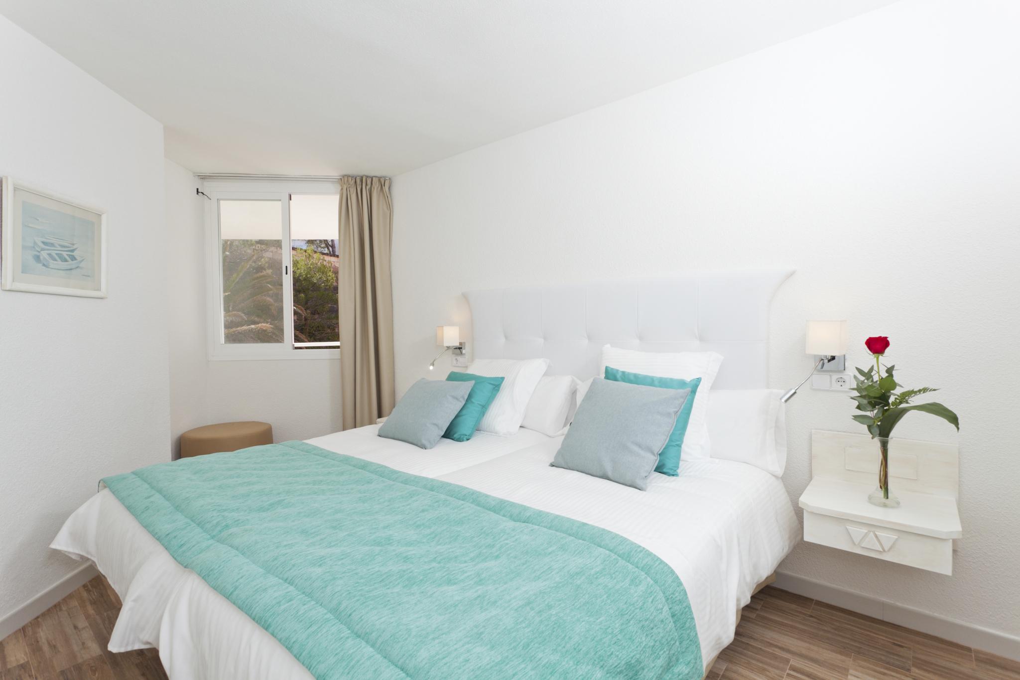 Fergus Style Cala Blanca Suites Santa Ponsa Eksteriør bilde