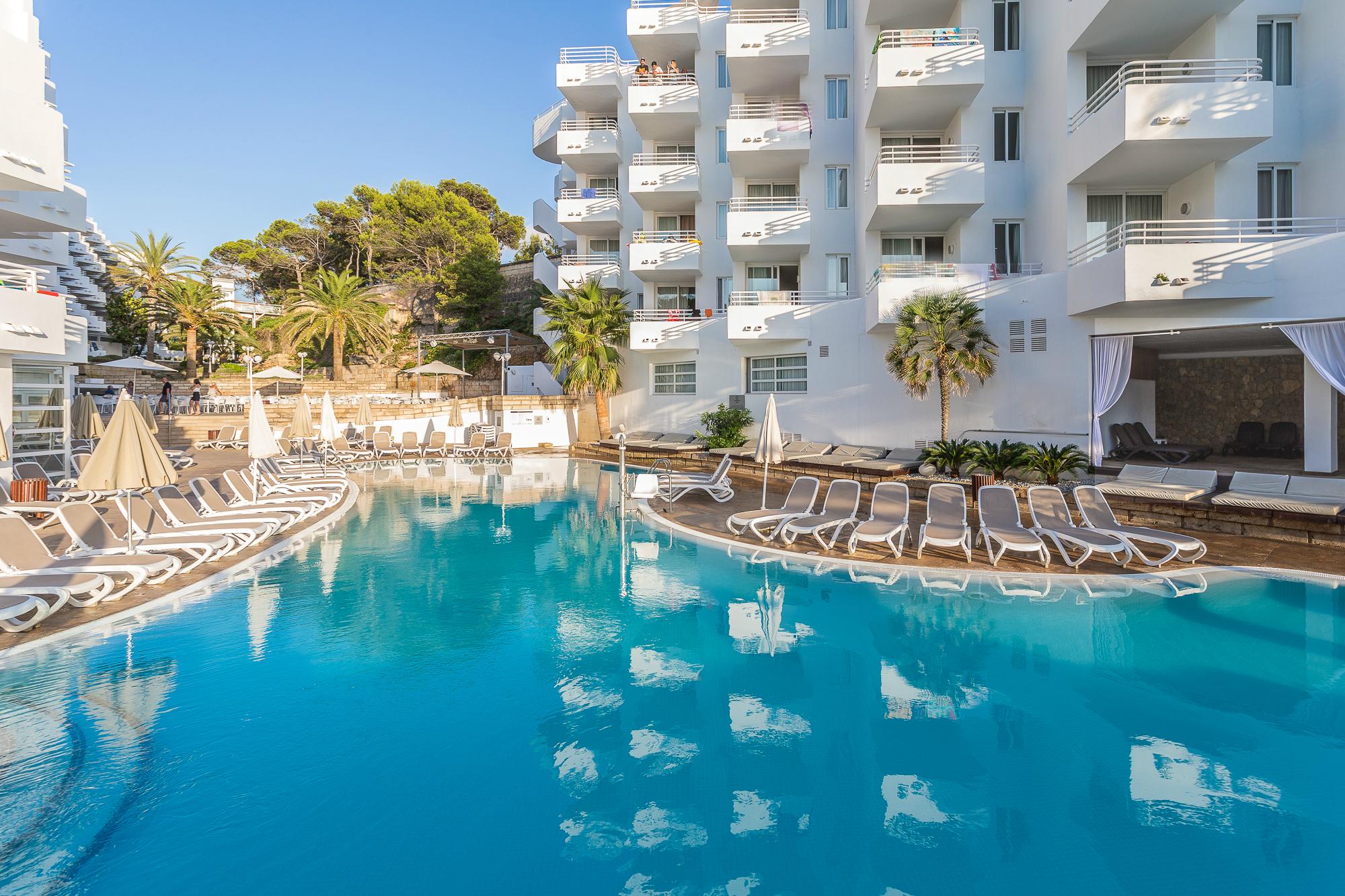 Fergus Style Cala Blanca Suites Santa Ponsa Eksteriør bilde