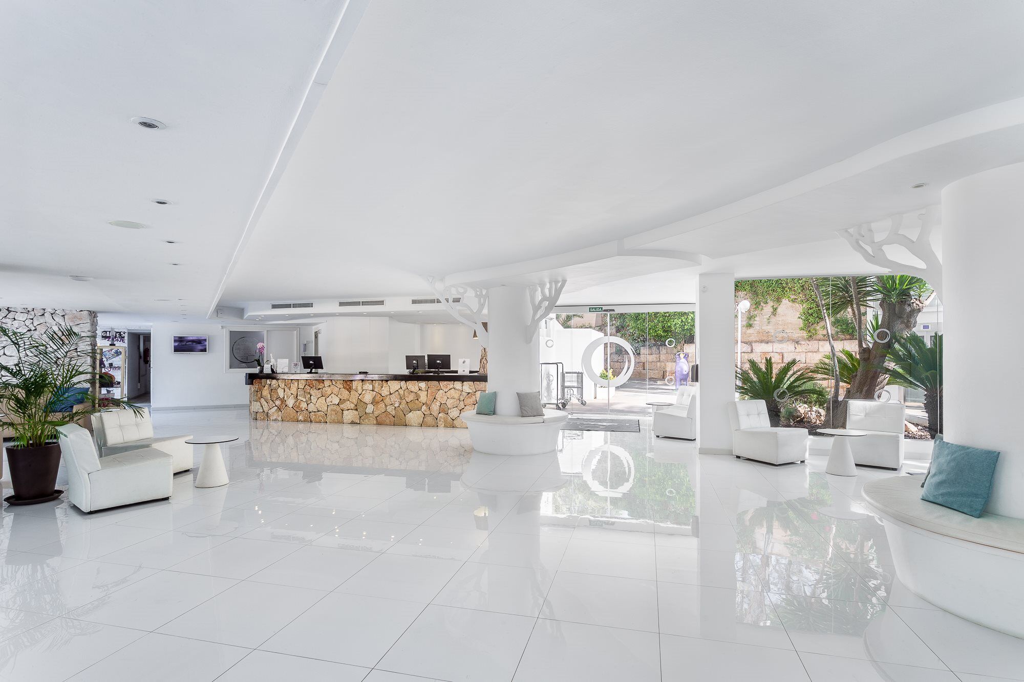 Fergus Style Cala Blanca Suites Santa Ponsa Eksteriør bilde