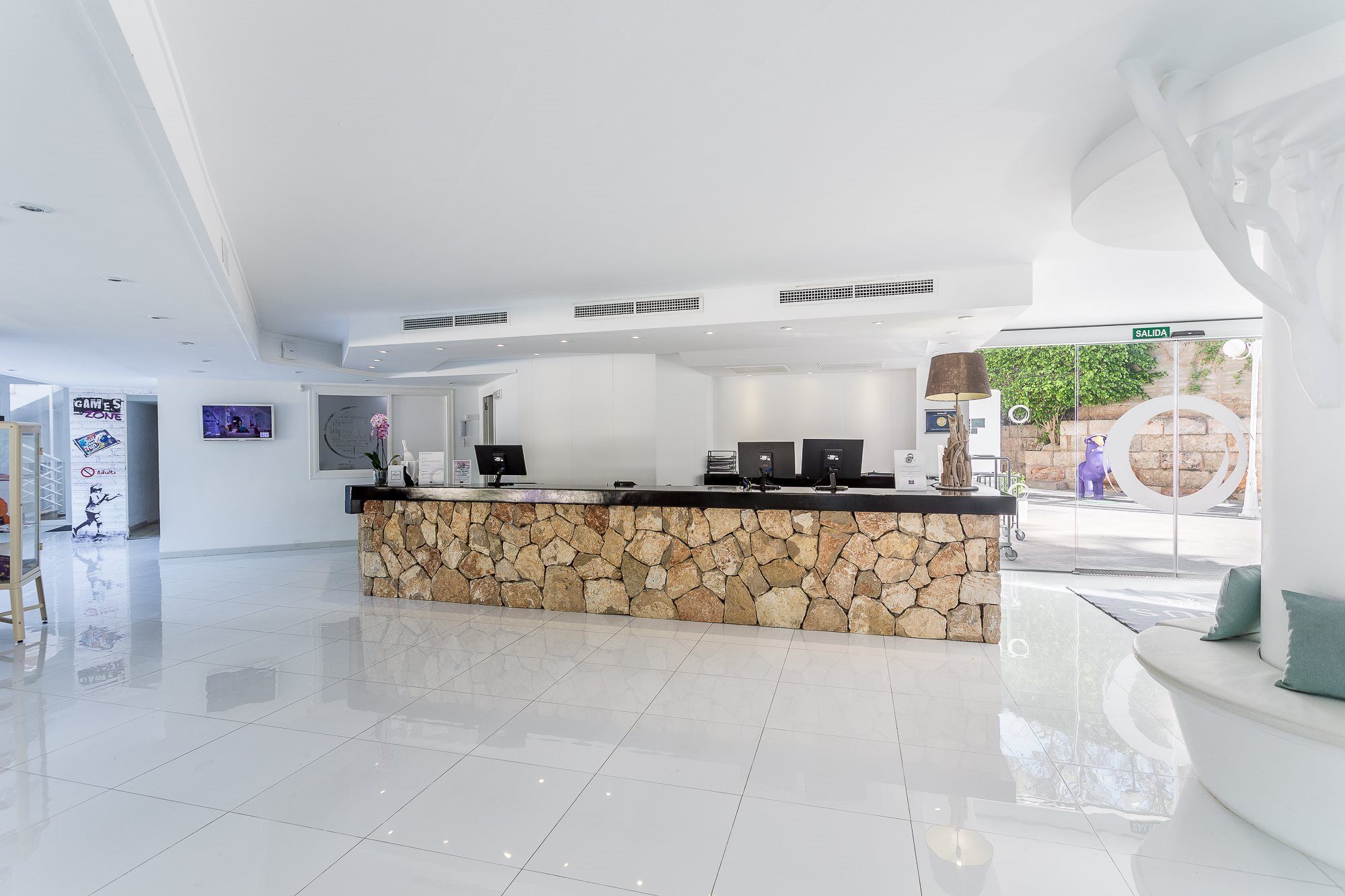 Fergus Style Cala Blanca Suites Santa Ponsa Eksteriør bilde